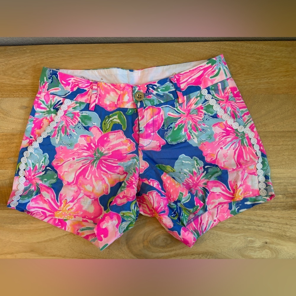 Lilly Pulitzer Womens The Callahan Shorts 5" Low Rise Floral Pink Blue Size 2